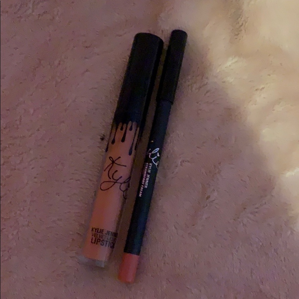 Kylie Lip Kit Strawberry Cream